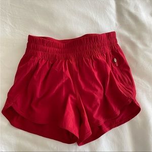 Lululemon tracker shorts 3 inch